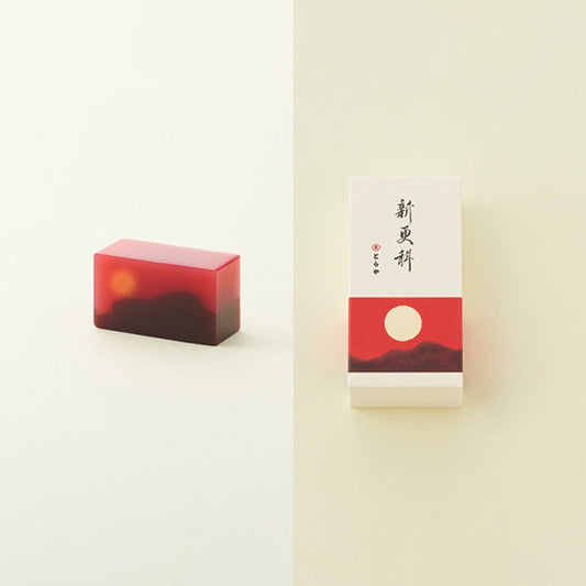 虎屋羊羹｜新更科（中形）