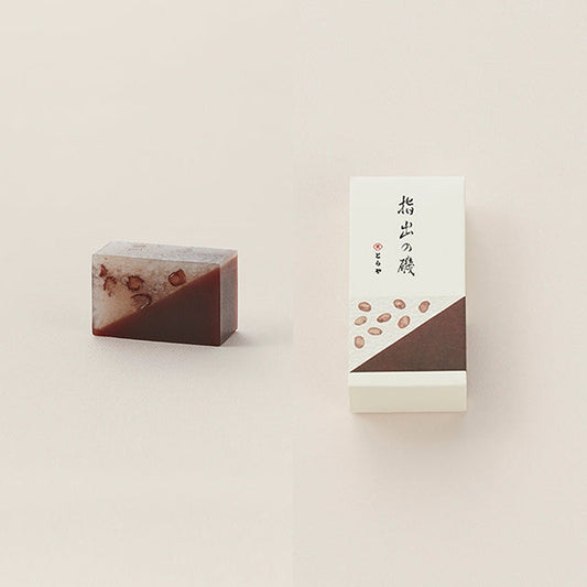 虎屋羊羹｜指出的磯（中形）