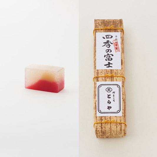 虎屋羊羹｜四季的富士 冬（竹皮包）