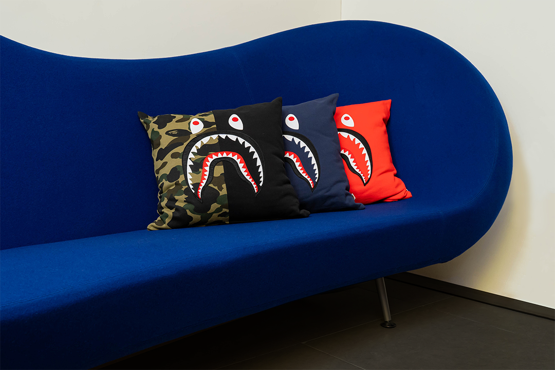 BAPE 1ST CAMO SHARK SQUARE CUSHION