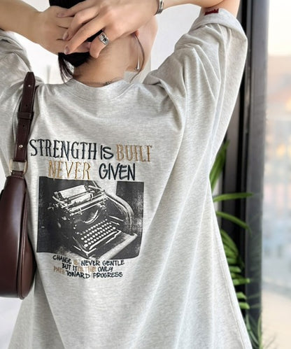 日本代購｜Java Java tシャツ 半袖 「JaVaジャバコラボ」「接触冷感機能付き」レトロムードに、少しのスパイスを。前後2wayタイプライタープリント刺繍ビッグTシャツ（半袖）【オフホワイト / M】｜ZOZOTOWN