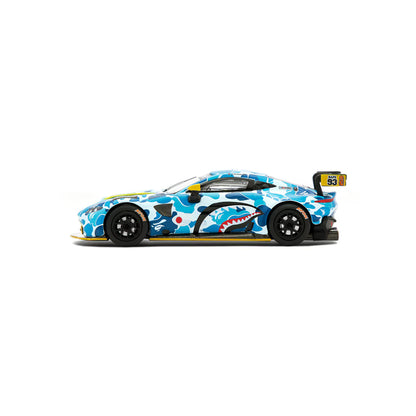 日本代購｜BAPE 模型車 - ® X ASTON MARTIN GT3 1/64 模型車 - 藍色｜1:64スケール