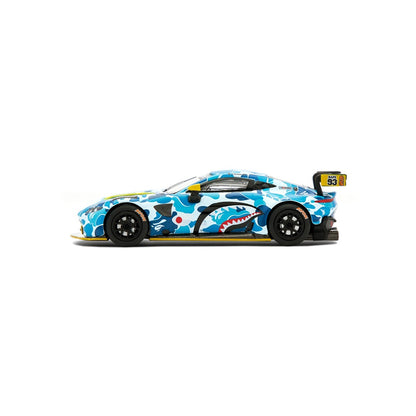 日本代購｜BAPE 模型車 - ® X ASTON MARTIN GT3 1/64 模型車 - 藍色｜1:64スケール