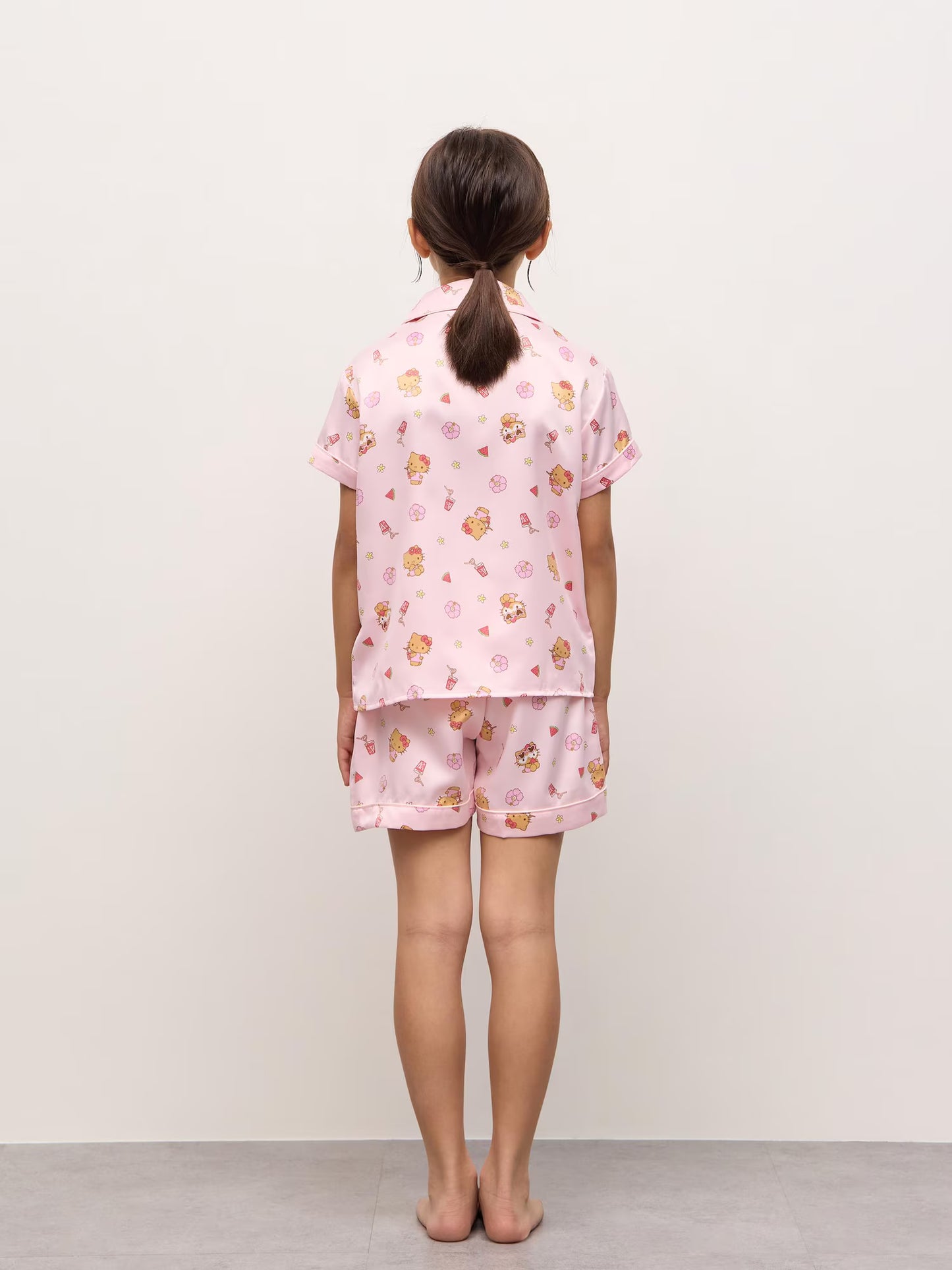 日本代購｜GU 三麗鷗角色 睡衣 - GIRLSサテン睡衣(半袖&短褲) 粉色 140cm｜GU