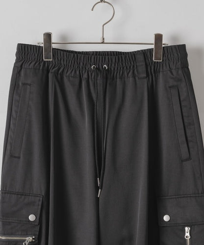 日本代購｜DOOPZ 寬褲 - Tech Cargo Wide Pants 寬褲｜ZOZOTOWN