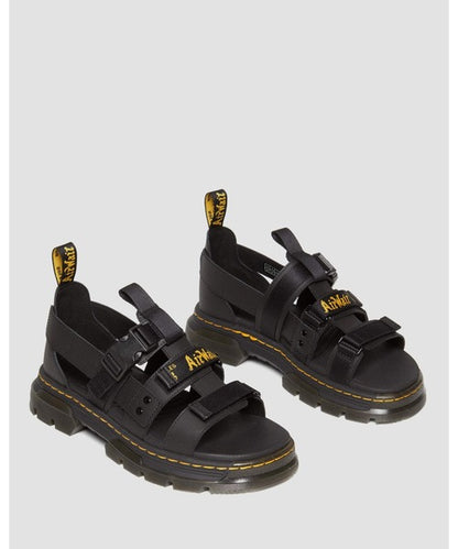 日本代購｜Dr. Martens 涼鞋 - Dr.Martens PEARSON 多帶涼鞋｜ZOZOTOWN