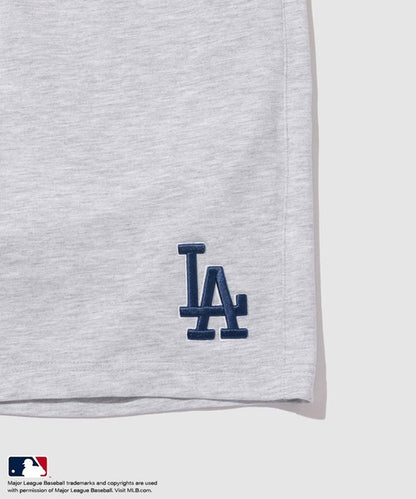 日本代購｜MLB 短褲 - 3D刺繡隊徽吸水透氣短褲｜ZOZOTOWN