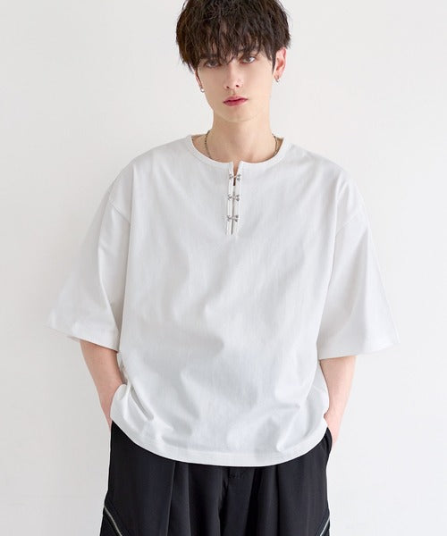 日本代購｜LILL LILL（リル） ヘンリーネック tシャツ シルバーパーツヘビーウエイトコットンヘンリーネックハーフスリーブカットソー メンズ レディース【チャコールグレー / XL】｜ZOZOTOWN
