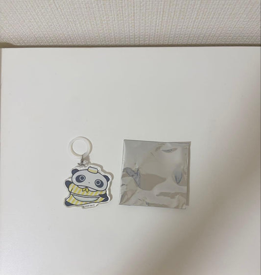日本代購｜たれぱんだ アクリルキーホルダー 富士急 めじるしチャーム｜Mercari