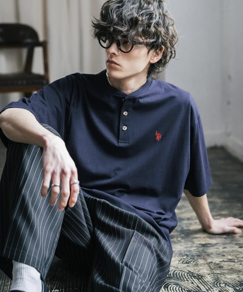 日本代購｜U.S. POLO ASSN. T恤 - 別注合作刺繡ヘンリーネック半袖T恤｜ZOZOTOWN