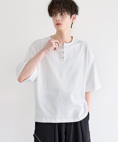 日本代購｜LILL LILL（リル） ヘンリーネック tシャツ シルバーパーツヘビーウエイトコットンヘンリーネックハーフスリーブカットソー メンズ レディース【チャコールグレー / XL】｜ZOZOTOWN