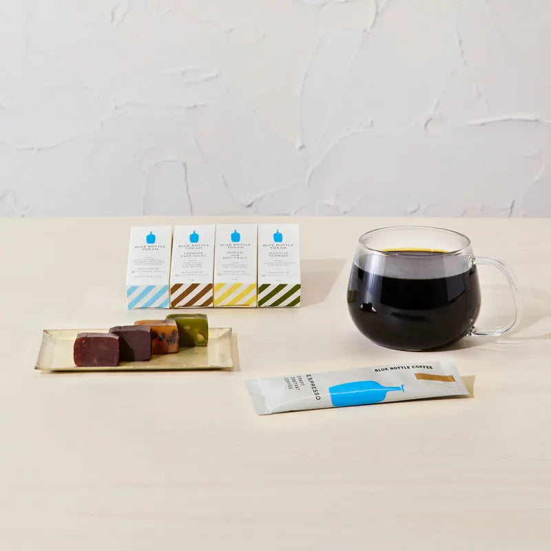 Blue bottle 藍瓶咖啡藍色瓶裝咖啡即溶咖啡與羊羹組合